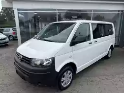 VW Caravelle AUTOMATGEAR LILLE KØREKORT 9 PERSONERS