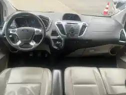 Ford Tourneo Custom 9 personers