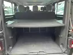 Opel Vivaro Minibus 9 Personers