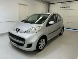Peugeot 107 (eller lign.)