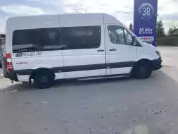 Mercedes Benz Sprinter - Automatgear - MASSER AF PLADS TIL BAGAGE - 9 PERSONERS - PLADS TIL 3 KØRESTOLE MED LIFT