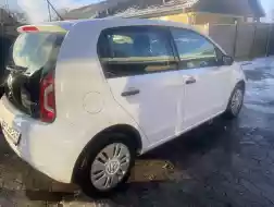 VW UP
